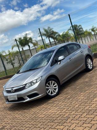 HONDA CIVIC 1.8 LXS 16V FLEX 4P AUTOMÁTICO